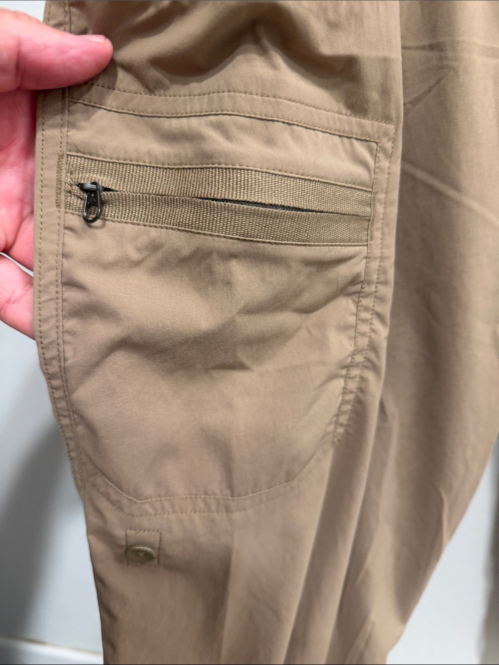 ExOfficio Women's Tan Utility Cargo Capris - Picture 5 of 7